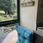 Bumble In Nyaraló
