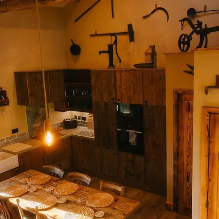 Bumble In Semesterbostad